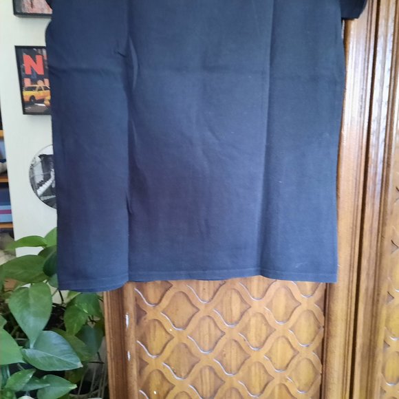 3/$15 MARVEL Deadpool Corss Armed Circle Splatter Distressed Logo Tee - Black, S - Picture 10 of 16